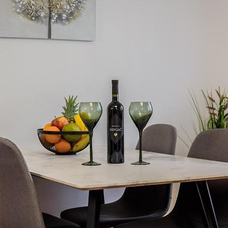 Four Seasons Apartment - Free Parking 萨格勒布 外观 照片