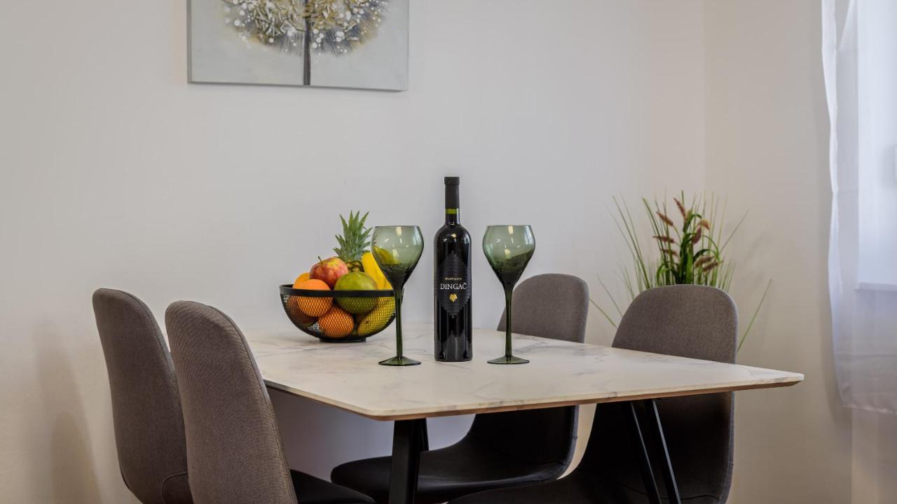 Four Seasons Apartment - Free Parking 萨格勒布 外观 照片